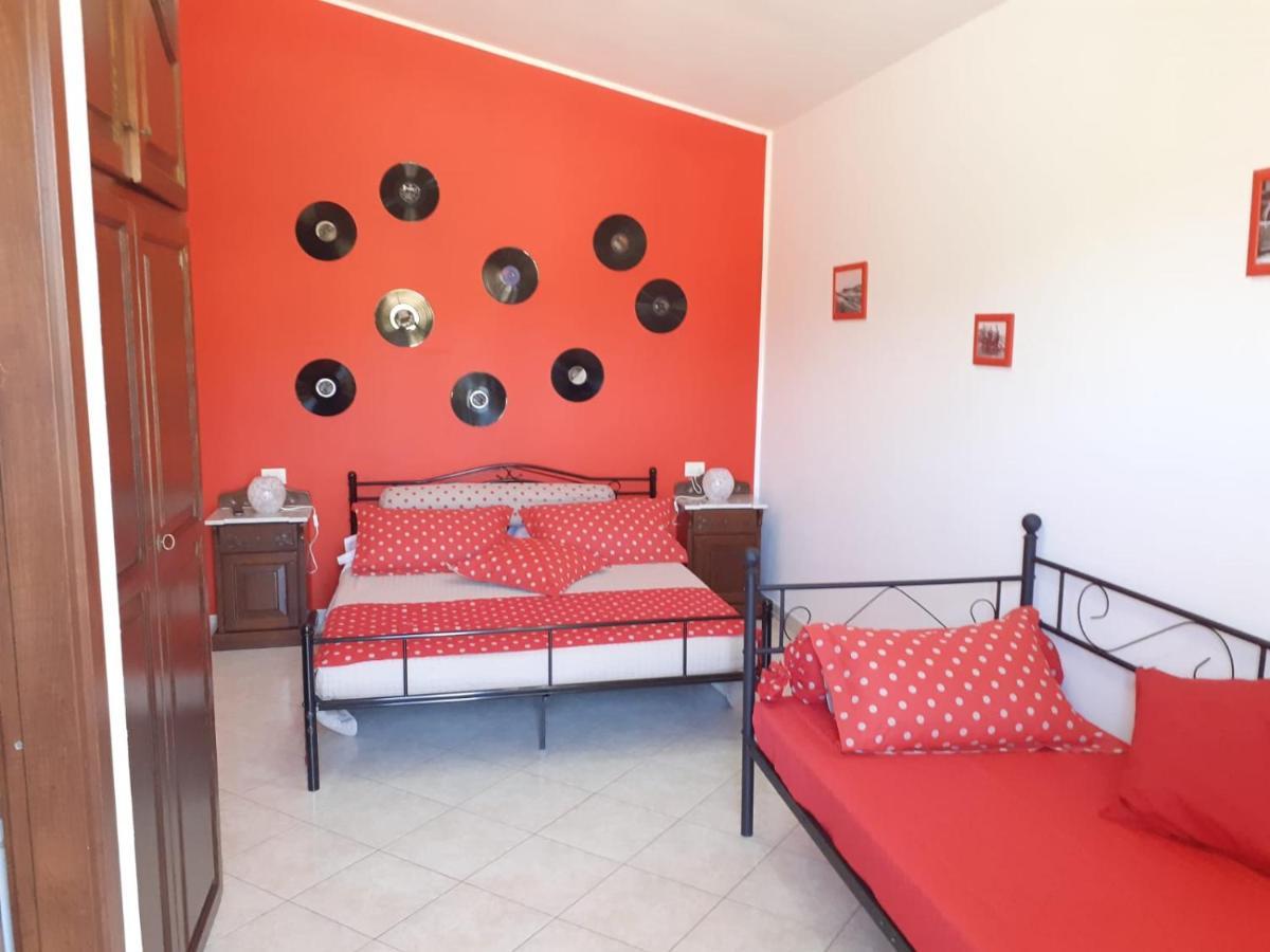 B&B Marzo '51 Villasimius Εξωτερικό φωτογραφία